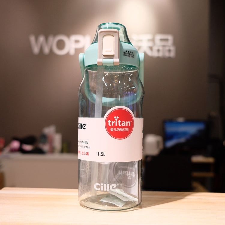Clear straw water bottle with green handle and Tritan cap, 1.5L capacity